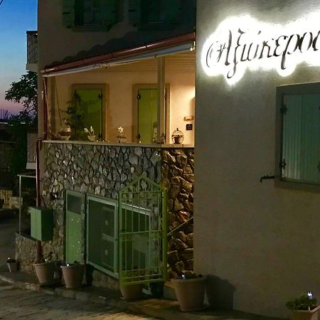 Axiokersa Suites Samothraki Bagian luar foto