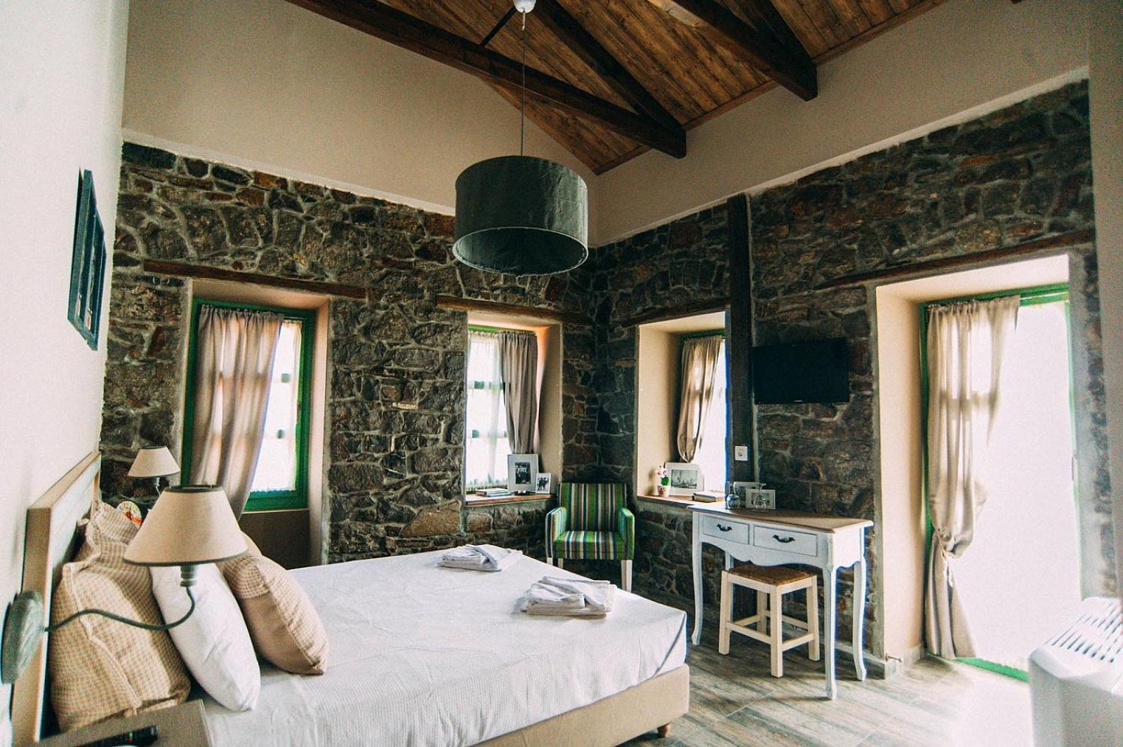 Axiokersa Suites Samothraki Bagian luar foto