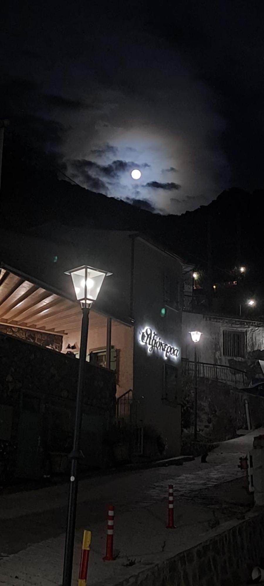 Axiokersa Suites Samothraki Bagian luar foto