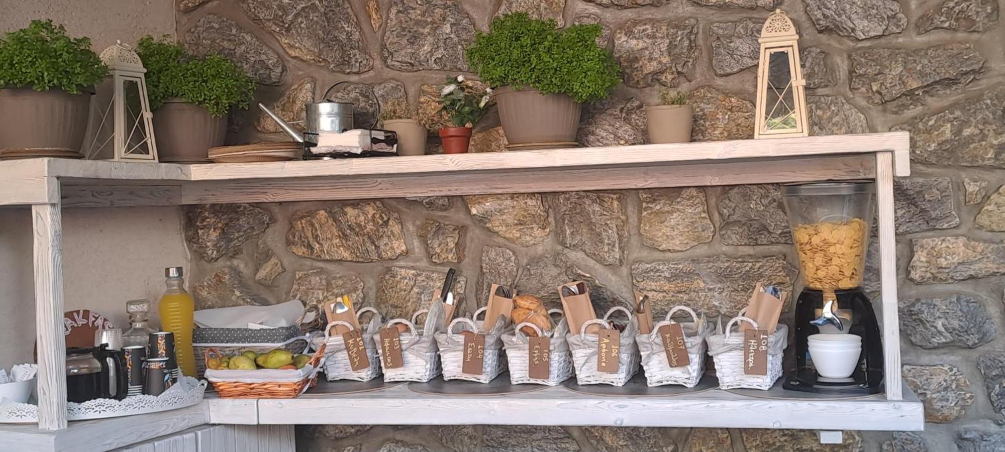 Axiokersa Suites Samothraki Bagian luar foto