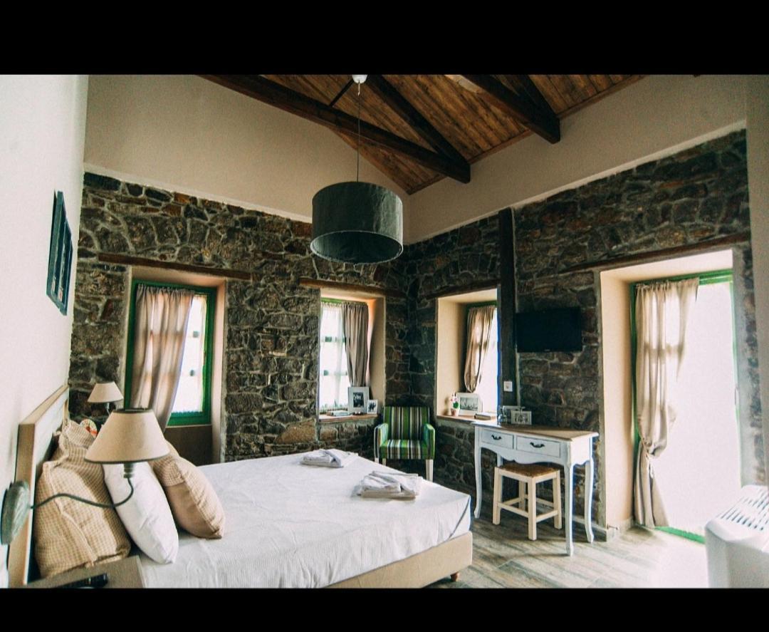 Axiokersa Suites Samothraki Bagian luar foto