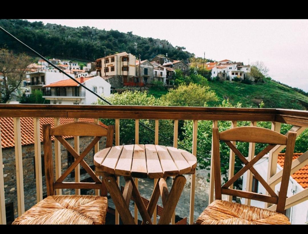 Axiokersa Suites Samothraki Bagian luar foto